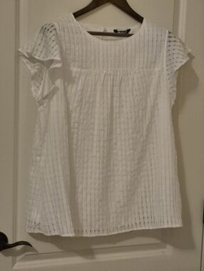 White Textured Short Sleeve Blouse